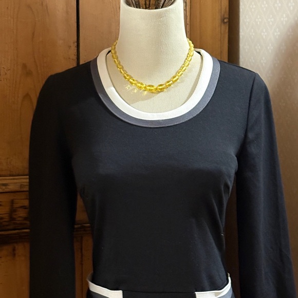 Vintage Lemon Yellow Vaseline Graduated Glass Bead Necklace